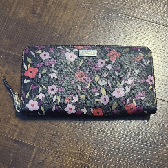 kate spade Handbags - Kate Spade Cameron Street Boho Gloral Lacey Zip Wallet